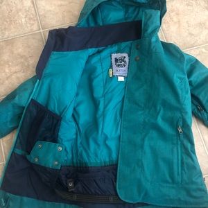 Burton Dry Ride Snowboard and Ski Jacket